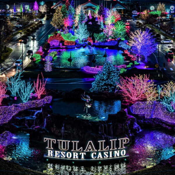 HOLIDAY CASINO HOP WITH TULALIP OVERNIGHT Over 8 Million Lights, Holiday Outdoor Market & Outlets