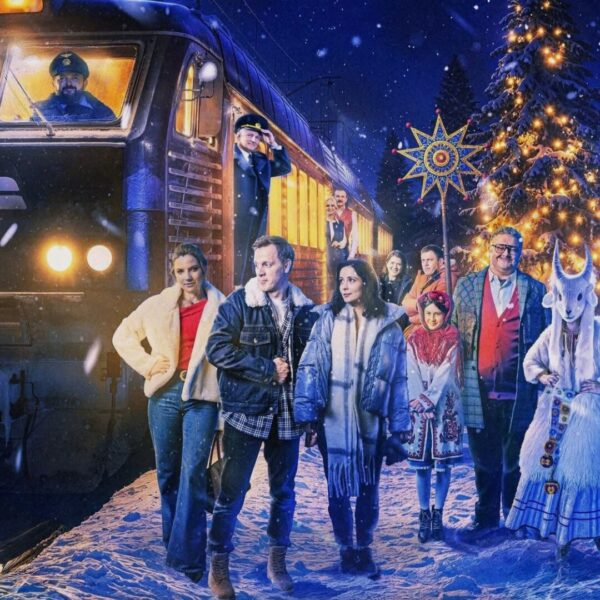 PORT GAMBLE HOLIDAY LIGHT UP with “The Christmas Express” show at historic theater